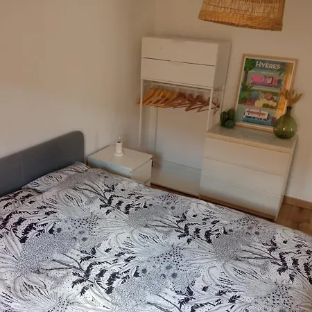 Bougainvilliers شقة